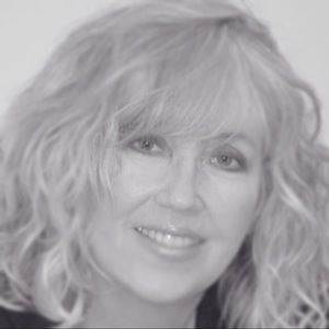 Meet your Posher, Sandy